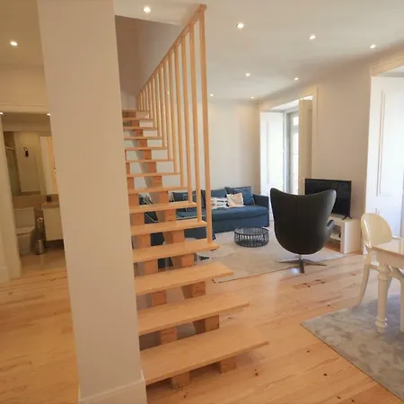 Silver Side River Apartment